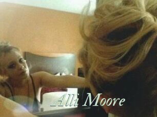Alli_Moore