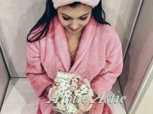 Annie_Astie