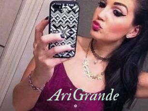AriGrande