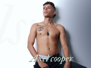 Axel_cooper