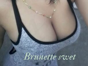 Brunette_swet