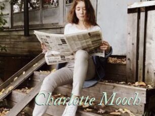 Charlotte_Mooch