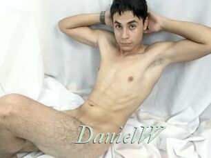DanielW