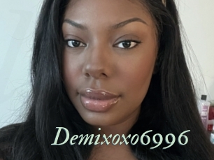 Demixoxo6996