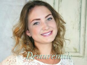Demuresmile