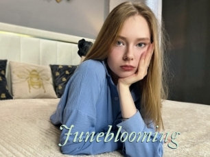 Juneblooming