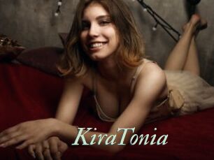 KiraTonia