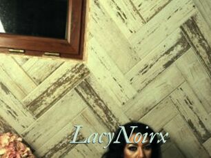 LacyNoirx