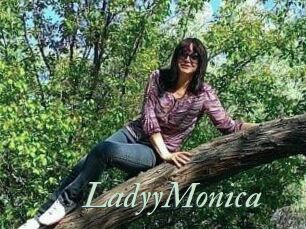 LadyyMonica