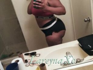 LareynaXo