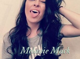 Melanie_Mack
