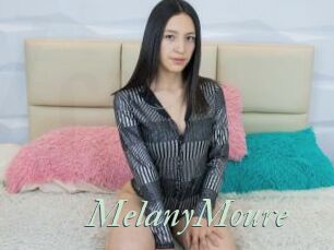 MelanyMoure