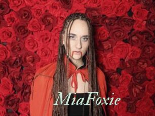 MiaFoxie