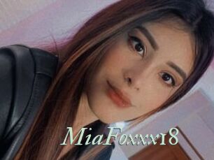 MiaFoxxx18
