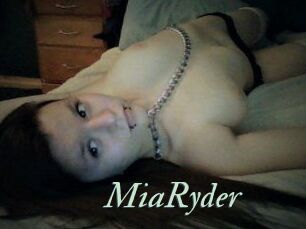 Mia_Ryder