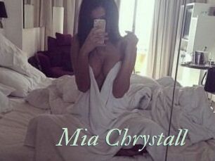 Mia_Chrystall