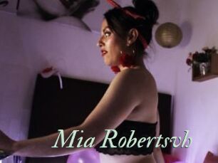 Mia_Robertsvh