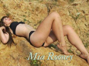 Mia_Rooney
