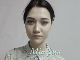 Mia_Sun