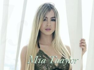 Mia_Taaylor