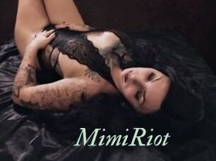 Mimi_Riot