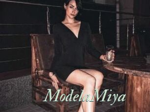 ModelaMiya