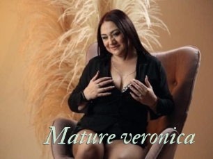 Mature_veronica