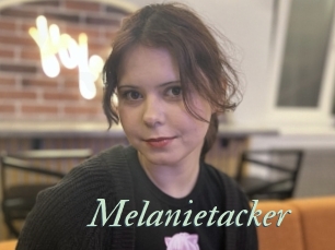 Melanietacker