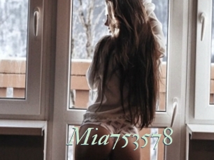 Mia753578
