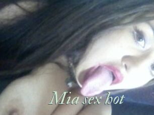 Mia_sex_hot