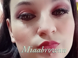 Miaabrownn