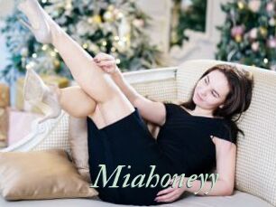 Miahoneyy