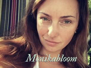 Monikabloom