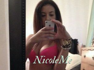 NicoleMe