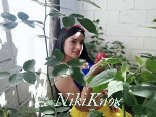 NikiKnox