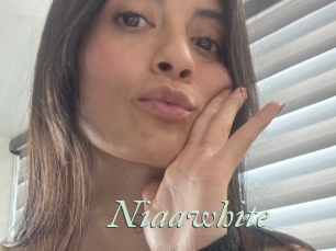 Niaawhite