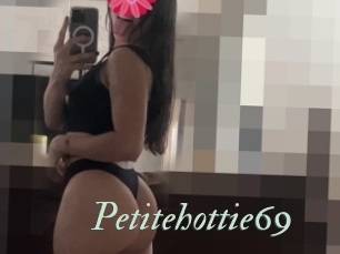 Petitehottie69
