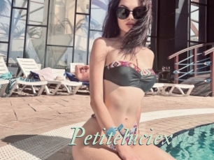 Petiteluciex
