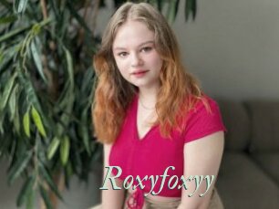 Roxyfoxyy