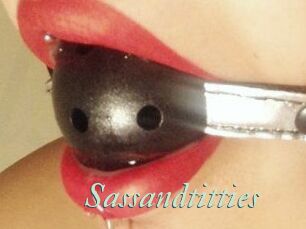 Sassandtitties
