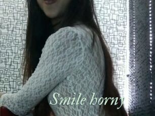 Smile_horny