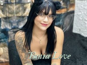 Tania_Love