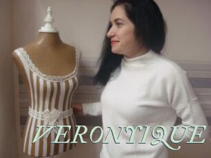 VERONYIQUE