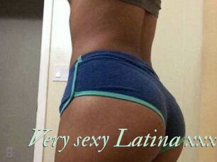 Very_sexy_Latina_xxx