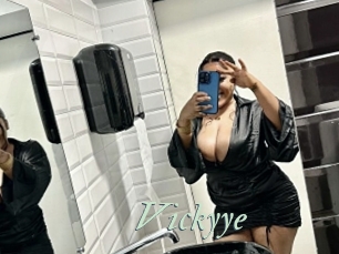 Vickyye